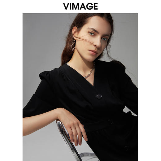 VIMAGE纬漫纪夏季新款V领高腰显瘦气质五分袖连衣裙长款薄V1507176 商品图2