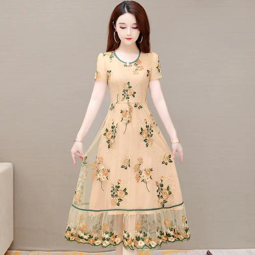 YWE-JLNH-JA145夏新款修身短袖中长款大码气质优雅阔太太刺绣连衣裙 商品图0