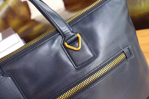 夏日特惠💰680 巴利手提斜挎包2826-2 原版牛皮、高清五金logo标志 商品图5