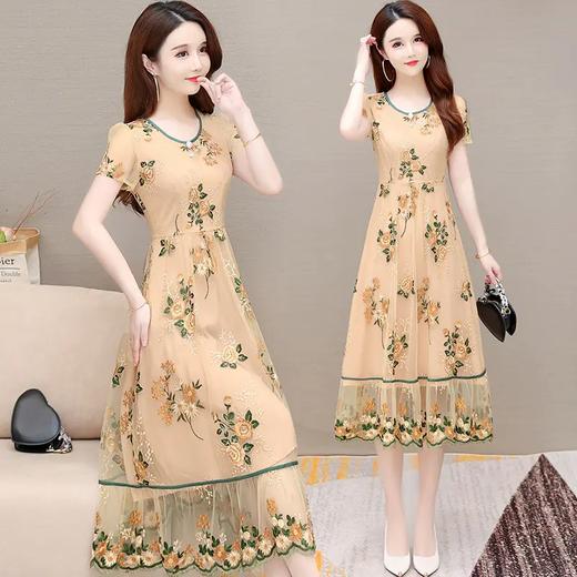 YWE-JLNH-JA145夏新款修身短袖中长款大码气质优雅阔太太刺绣连衣裙 商品图3