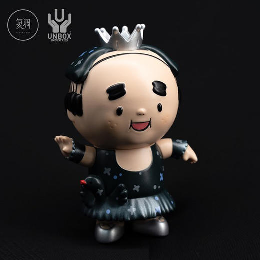 现货 Unbox 江大叔 纯黑版Chubby Ojisan 搪胶 潮玩 摆件 商品图1