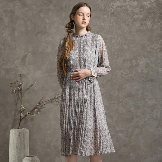 Famecoco范可儿碎花连衣裙秋两件套百褶裙马甲套装裙F216EA008 商品图1