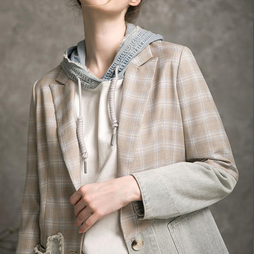 Famecoco范可儿格子西装外套女秋季拼接设计感西服F216AW004 商品图3