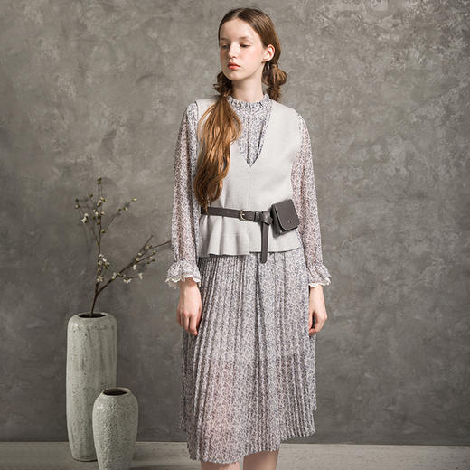 Famecoco范可儿碎花连衣裙秋两件套百褶裙马甲套装裙F216EA008 商品图2