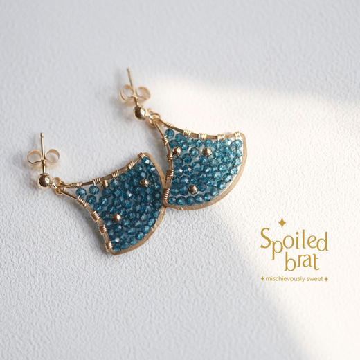 SpoiledBart Jewelry 进口14注金 原创设计 天然托帕石 银杏叶耳钉 商品图1