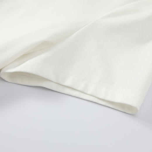 VIMAGE纬漫纪夏季新款简约舒适轻薄透气印花显瘦T恤上衣女V1502119 商品图6