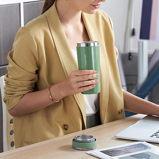 摩飞便携式家用旅行电热水壶 随行冲奶泡茶办公室养生保温杯MR6060 商品图2