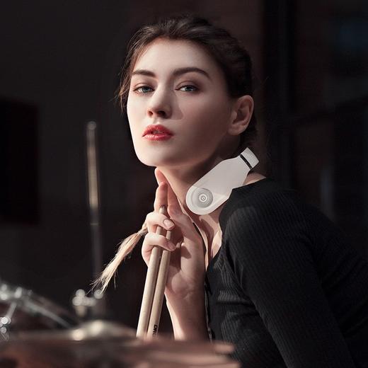 SKG 颈椎按摩器 按摩仪 肩颈按摩器 智能恒温脖子颈部按摩仪 4098时尚款 商品图1