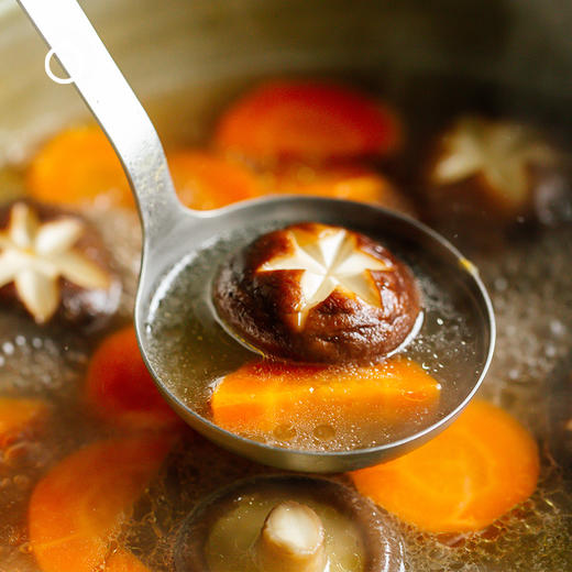 企鹅市集|一汁成鲜 NFC非浓缩原汤鸡汤 低温小火慢熬 食材本真风味 商品图3