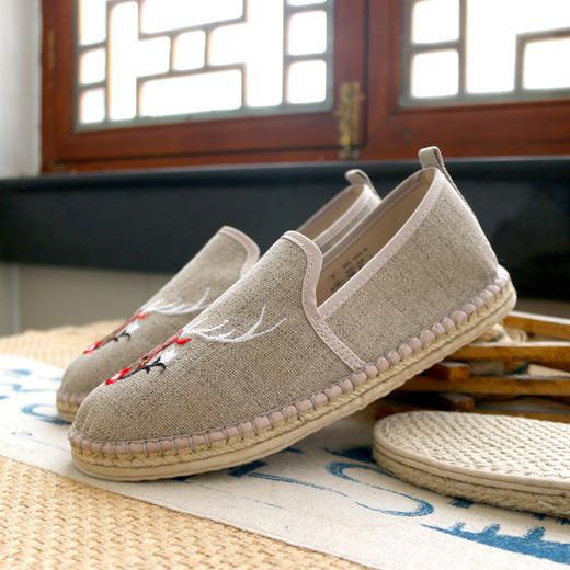 【买麻鞋，雅路人】防脚臭，夏季新款女鞋手工麻鞋时尚刺绣鹿男鞋千层底布鞋1810-10W（注：下单15天发货） 商品图0