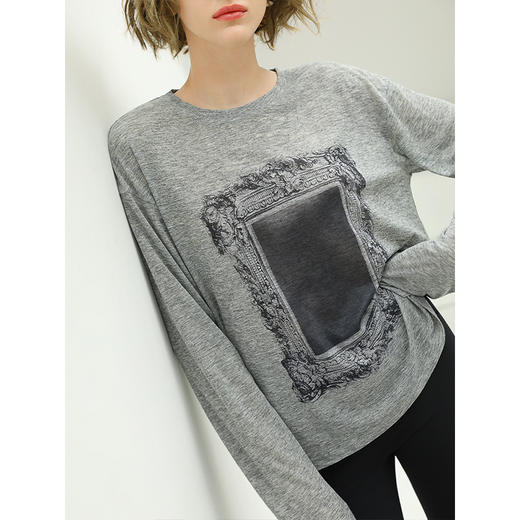 COCOBELLA时尚巴洛克印花长袖T恤女花纱灰色宽松针织上衣TS44 商品图1
