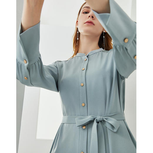 掉色下架--EITIE爱特爱秋季新款气质圆领通勤收腰垂坠显瘦衬衫连衣裙女6307002 商品图7