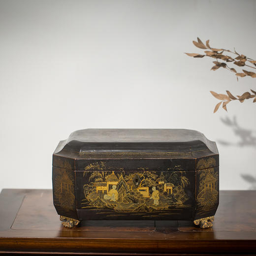 清代 黑漆描金人物八角盒 商品图0