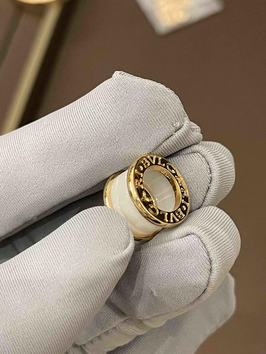 宝格丽白陶瓷项链，乱真精工，高品质，实拍，配全套专柜包装 商品图5