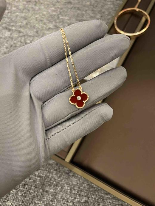 Vca单钻红四叶草项链，乱真精工，高品质，实拍，配全套专柜包装 商品图4