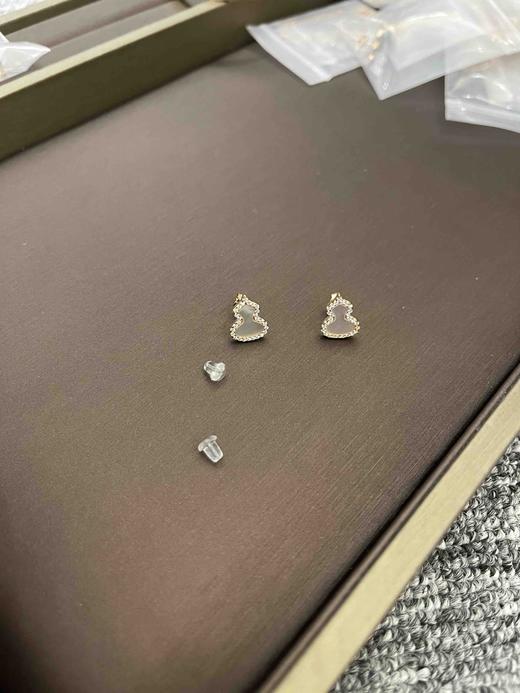 Qeelin白葫芦耳钉（一对），乱真精工，高品质，实拍，配全套专柜包装 商品图2