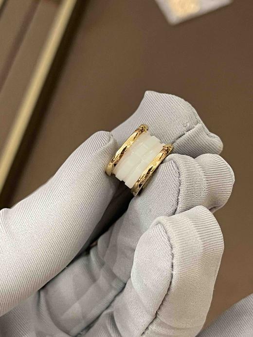 宝格丽白陶瓷项链，乱真精工，高品质，实拍，配全套专柜包装 商品图4