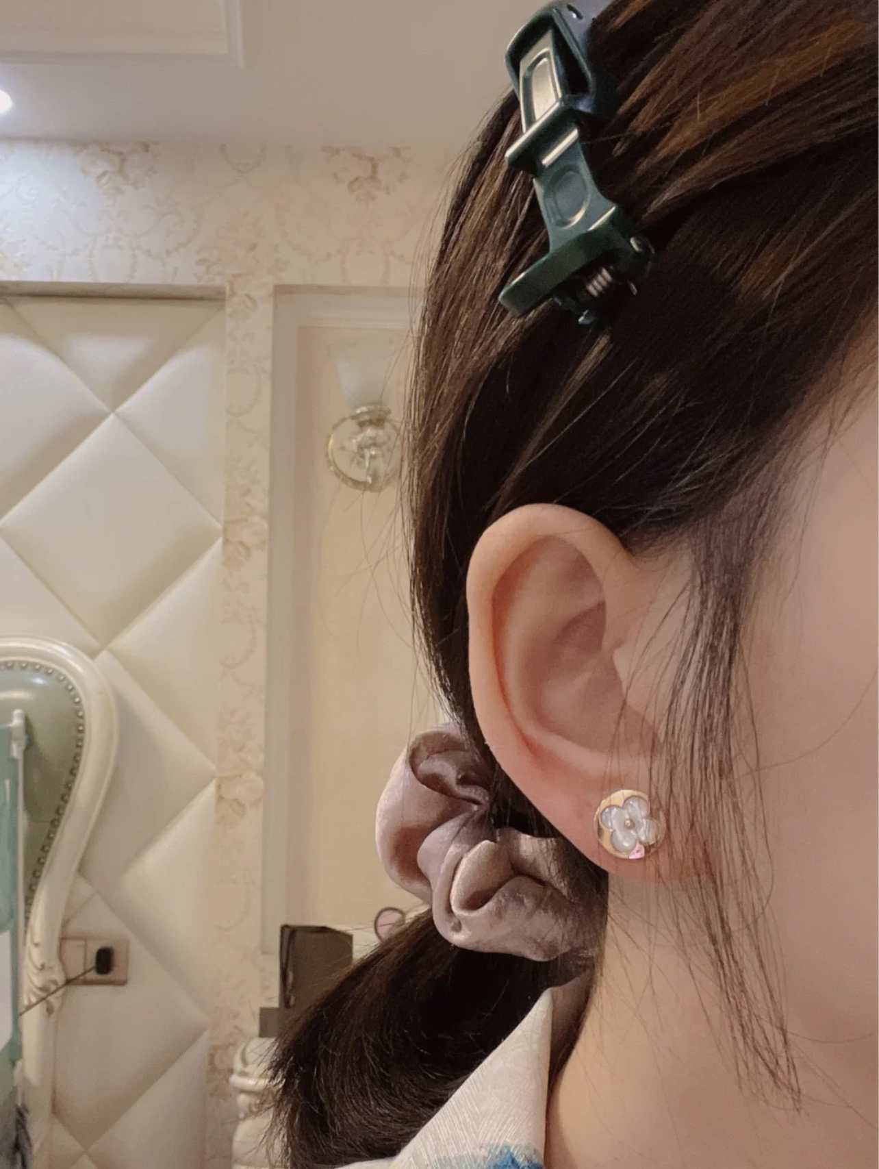 LV四叶草耳钉（一对），乱真精工，高品质，实拍，配全套专柜包装