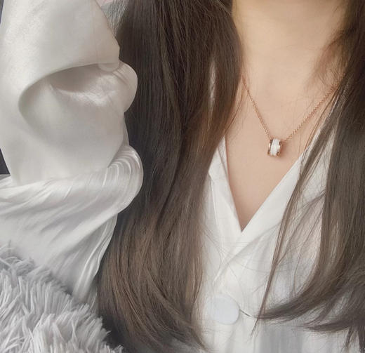 宝格丽白陶瓷项链，乱真精工，高品质，实拍，配全套专柜包装 商品图0