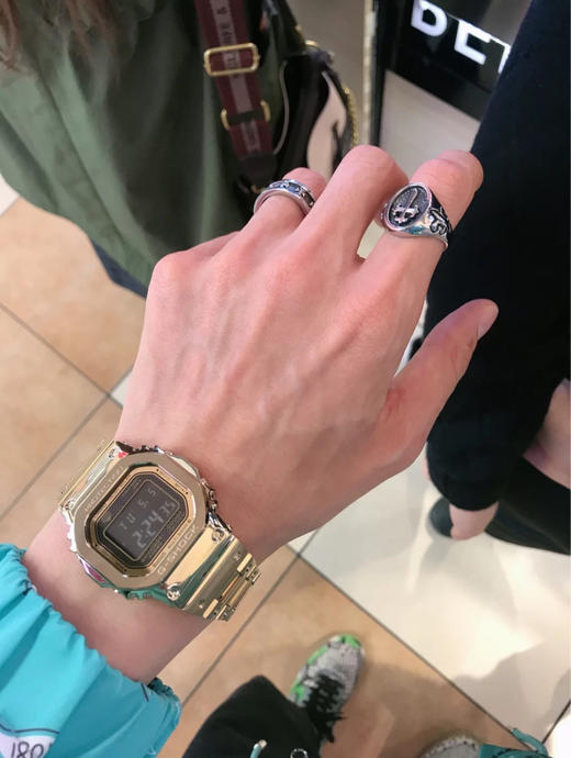 卡西欧钢带方块表-金色，特价🉐️清仓， 商品图4