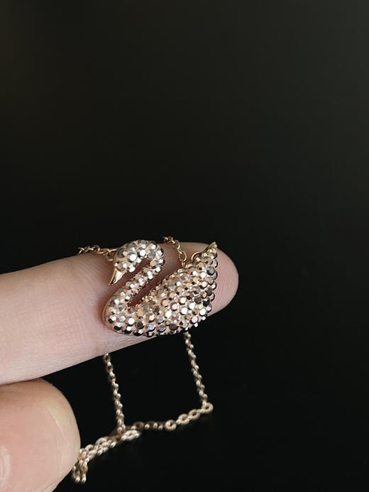 施华洛世奇天鹅玫瑰金水晶锁骨项链 商品图9