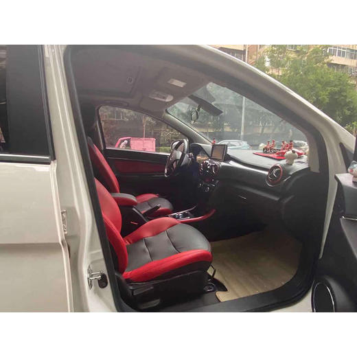 【特价月租-北京】北汽新能源 EX260 乐酷版 商品图2