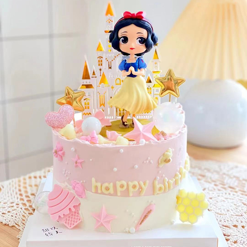 白雪公主----善良、勇敢