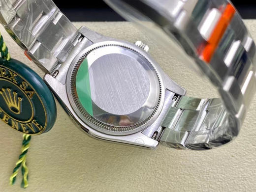 NOOB劳力士 蚝式恒动31日志 秀而不媚 恒久优雅 。【表壳】尺寸31Mm，采用耗式钢与18K，表圈采用白金狗牙圈，圈口镶多粒施华洛斯奇钻 ，保证100米防水 商品图10