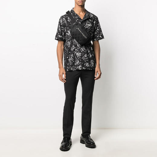 ALEXANDER MCQUEEN 亚历山大·麦昆 男士黑色小号腰包 625512 1AAAK 1000 商品图3