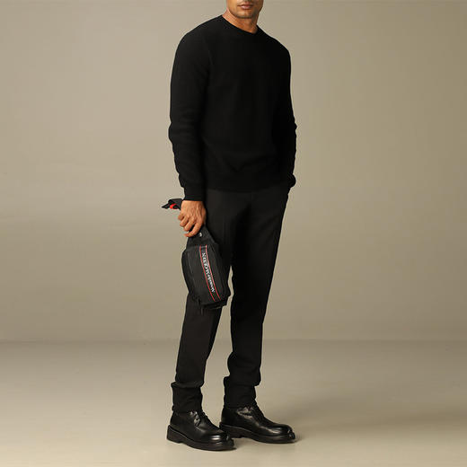 ALEXANDER MCQUEEN 亚历山大·麦昆 男士LOGO印花胸包腰包 黑色 625512 HV2AB 1083 商品图3