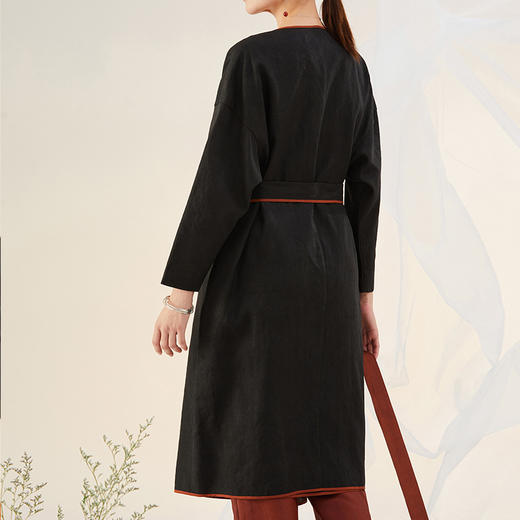 TANGY Collection天意精品2021年秋冬新品蚕丝撞色包边莨绸外套 商品图2