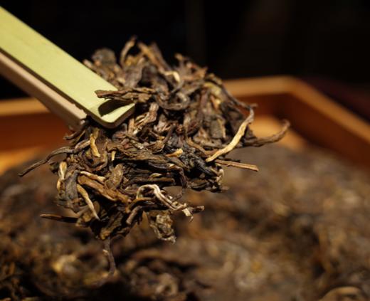 云子四季 2018年 密林奇香 古树普洱生茶 357g 商品图1