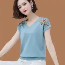 JXG-2021夏季新款妈妈t恤女夏短袖宽松冰丝小衫洋气刺绣V领上衣蝙蝠衫 商品图10