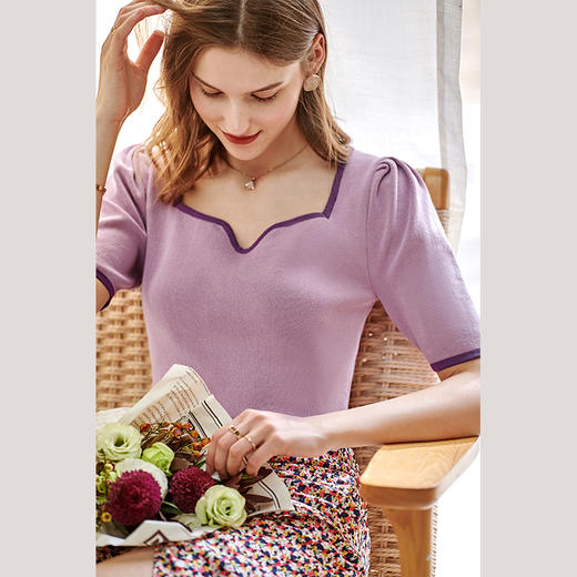 欧芮儿紫色针织衫薄款女夏2021新修身显瘦撞色拼边短款套头衫上衣 商品图2