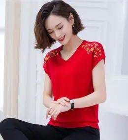 JXG-2021夏季新款妈妈t恤女夏短袖宽松冰丝小衫洋气刺绣V领上衣蝙蝠衫 商品图11