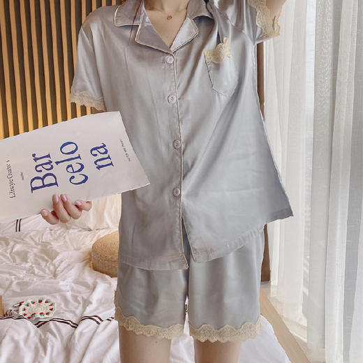 【服饰鞋包】夏季睡衣女冰丝薄款短袖套装开衫蕾丝花边家居服 商品图5