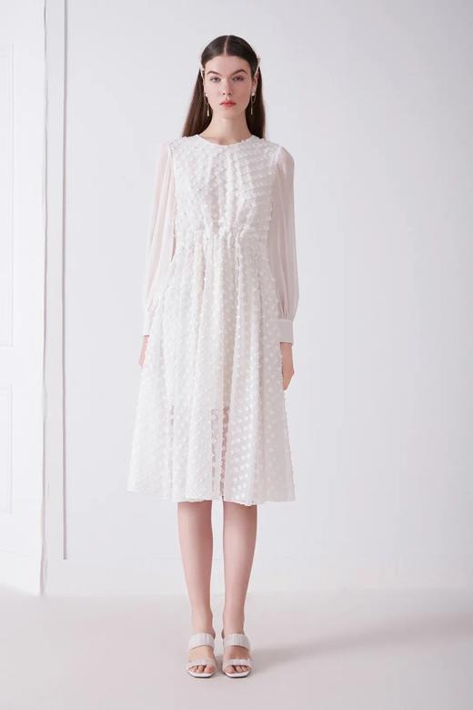 白色四叶草提花泡袖长款连衣裙 商品图0