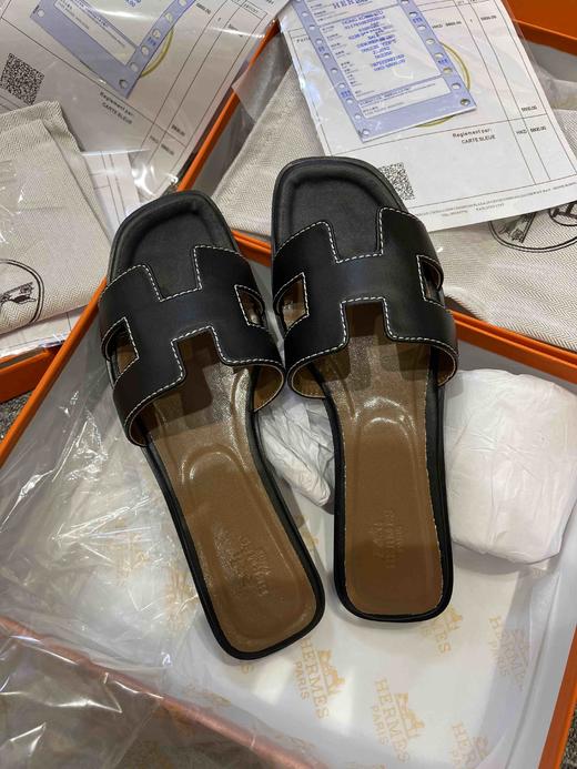 爱马经典H拖鞋（黑色平底），全新全套包装，特价清仓🉐️，顺丰包邮到家！！！标准码，错过会哭 商品图0