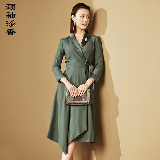 JG184201T1XC刚柔并济-JG184201T1XC颈袖添香季新款气质时尚女士修身纯色长袖不规则绑带连衣裙 商品图0