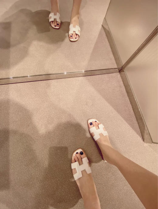 爱马经典H拖鞋（白色平底），全新全套包装，特价清仓🉐️，顺丰包邮到家！！！标准码，错过会哭 商品图9