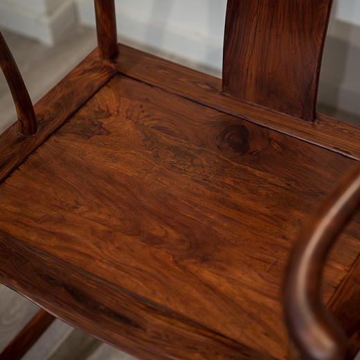 黄花梨夔龙纹圈椅（一对） 商品图4