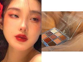 明艳动人的红棕色系眼妆，港风气质上头~