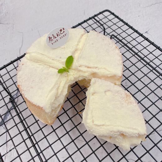 乳酪戚风蛋糕 商品图0