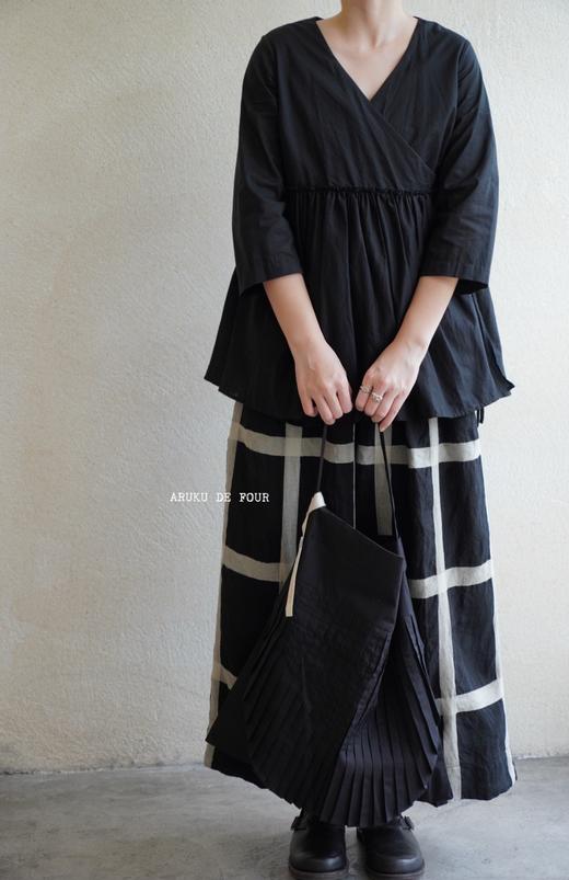 FRANCESCA浅灰/白/黑绑带上衣 商品图5