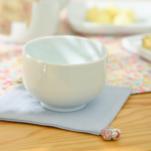 花花系列杯垫纯色百搭布艺隔热杯垫 商品图1