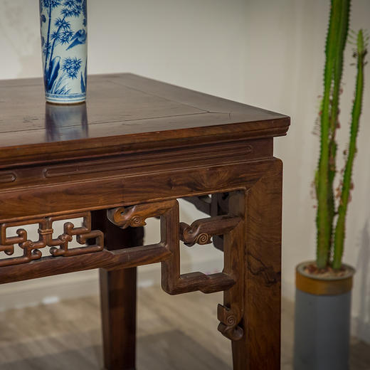 清代 红木拐子纹画桌 商品图4
