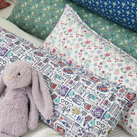 宝宝安睡枕婴儿枕头手工儿童夹缝护颈枕