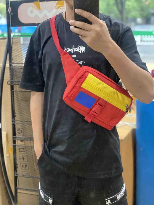 Calvin Klein Jeans男款运动胸包腰包竞速红 商品图9