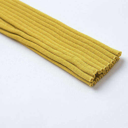 VIMAGE纬漫纪秋季新款款时尚百搭纯色V领针织衫女上衣套头V1501109 商品图3