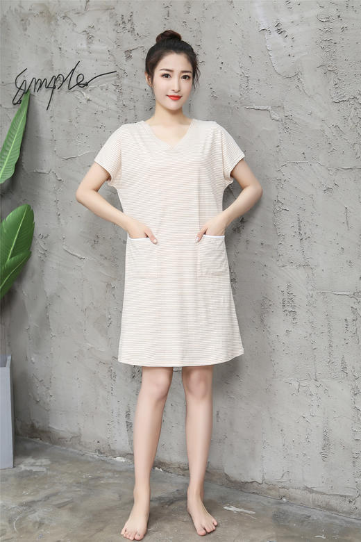 【产地直发包邮】乐坊—V领家居裙 商品图3